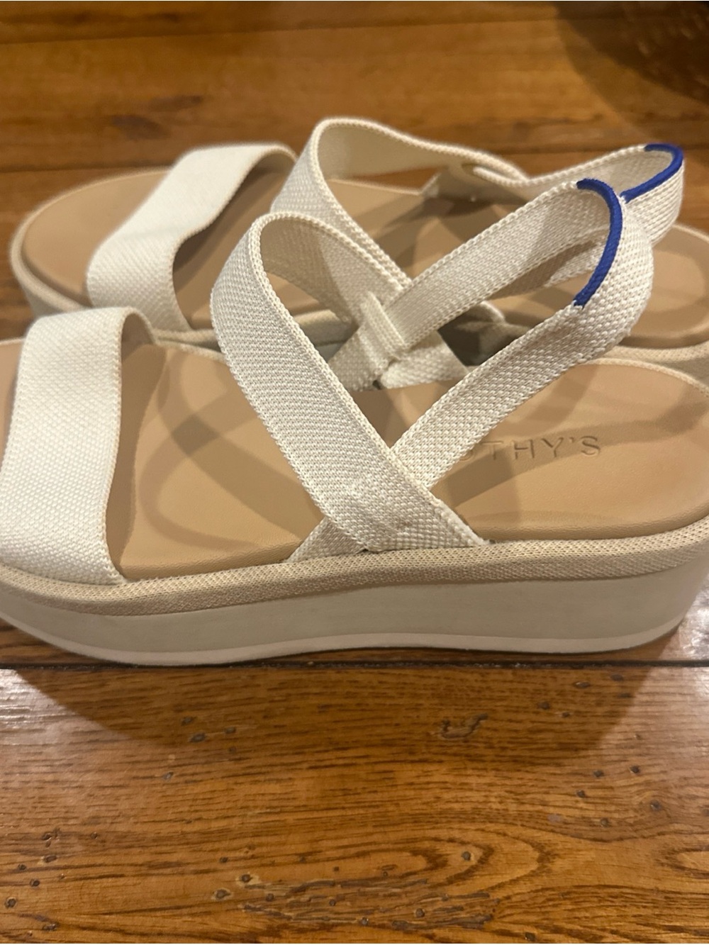 ROTHY'S LIGHTWEIGHT WEDGE SUMMER SANDAL / BEIGE SALT CREAM / SIZE 7/ NWOT - Picture 7 of 9